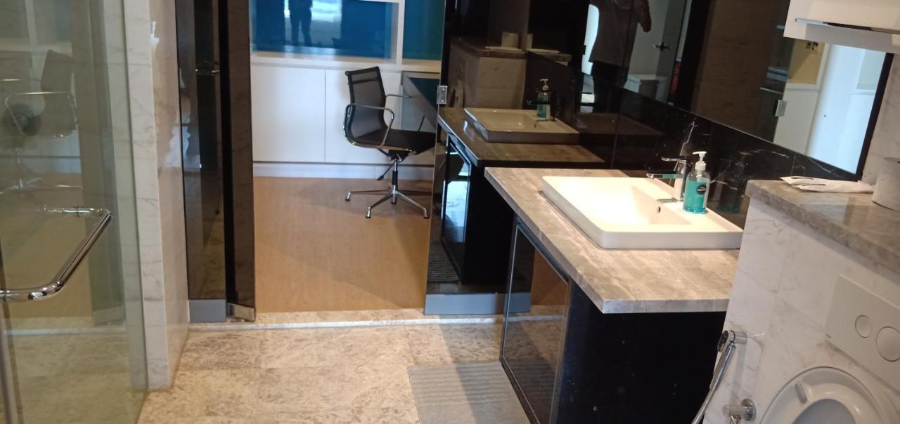 The Platinum Klcc Suites By Whitfield Kuala Lumpur Zewnętrze zdjęcie